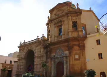 Facciata Santuario Maria Ss. Addolorata