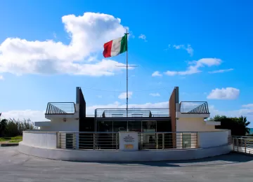 Monumento ai Mille - sbarco di garibaldi