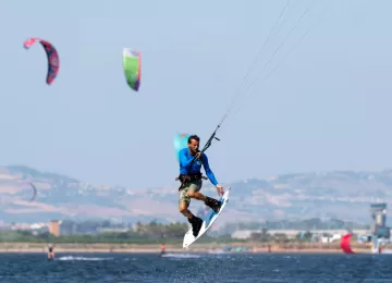 Marsala Kitesurf - salto kite