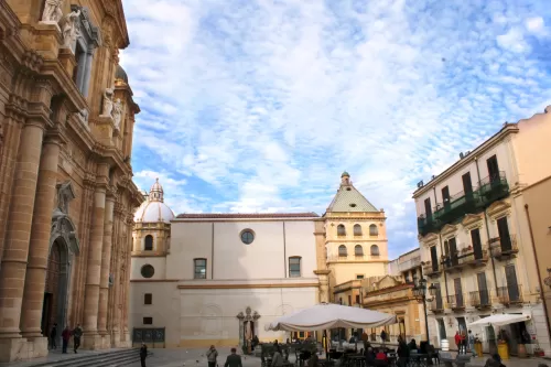 Mother church - piazza della repubblica