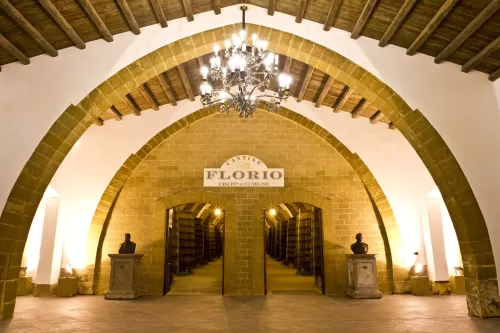 Cantine Florio - ingresso bottaie tour degustazione