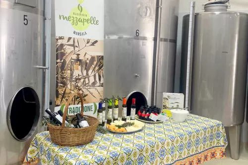 Frantoio donna giacoma - degustazione prodotti tipici